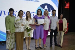 ВДПУ урочисто вручив дипломи випускникам факультету мистецтв