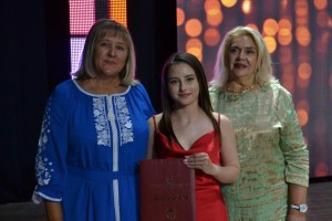 Дипломи отримали журналісти та філологи: випуск-2025 у ВДПУ