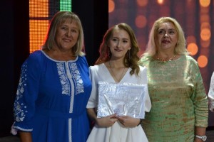 Дипломи отримали журналісти та філологи: випуск-2025 у ВДПУ