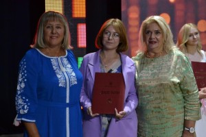 Дипломи отримали журналісти та філологи: випуск-2025 у ВДПУ