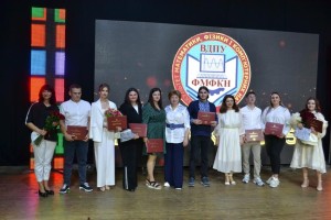 Випуск бакалаврів факультету математики, фізики і комп’ютерних наук 2025