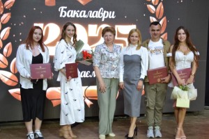 У ВДПУ відбулося вручення дипломів випускникам факультету іноземних мов