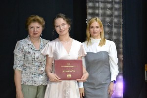 У ВДПУ відбулося вручення дипломів випускникам факультету іноземних мов