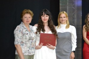 У ВДПУ відбулося вручення дипломів випускникам факультету іноземних мов