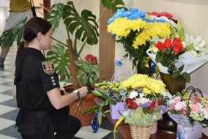 Герой, який надихає: у ВДПУ відкрили меморіальну дошку Артему Іванішину