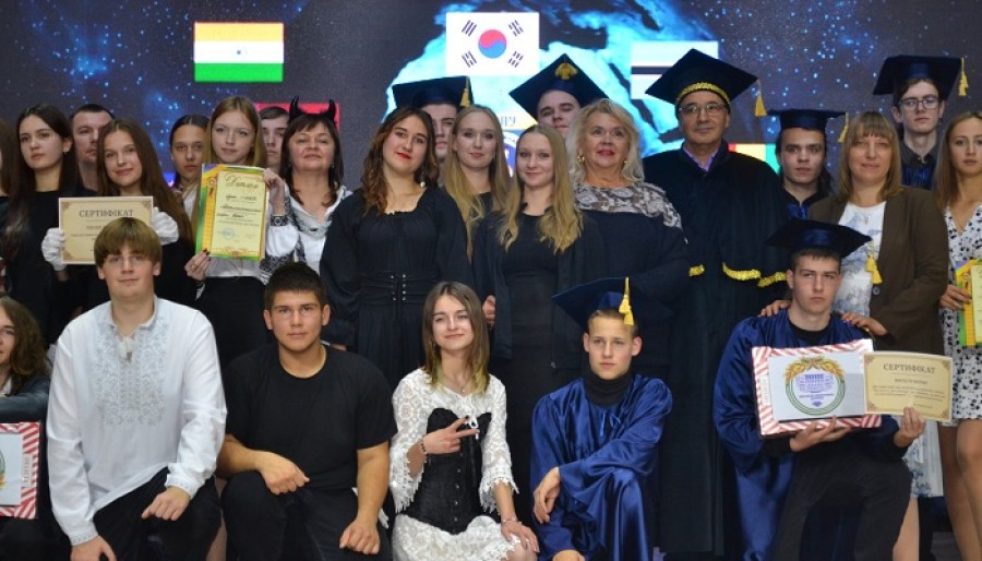 Дебют першокурсників факультету історії і міжнародних відносин «Асамблея Кліо»