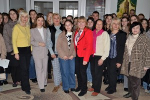Відкрито виставку «Дитячі фантазії у скульптурі»