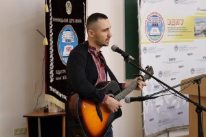 Музично-літературна зустріч «Ми говоримо, щоб не згаснути. Ми любимо, щоб перемогти»