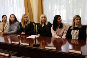 Зустріч із українськими спортсменами – титулованими паралімпійцями