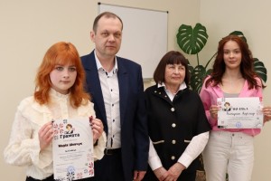 Нагородження переможців літературно-мистецького конкурсу «Вітрами й сонцем Бог мій шлях намітив»