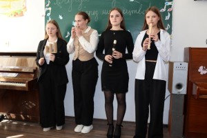Арт-світлиця «Мистецькі промені весни»