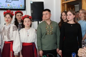 Арт-світлиця «Мистецькі промені весни»
