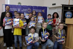 Всеукраїнський фінал 40-го Міжнародного чемпіонату з розв’язування логічних математичних задач»