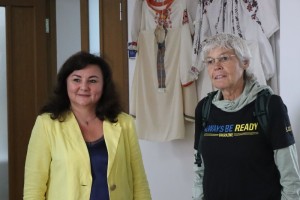 Візит американської волонтерки-реабілітолога Джеймі Деванс