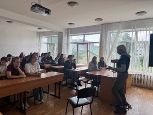 Візит американської волонтерки-реабілітолога Джеймі Деванс