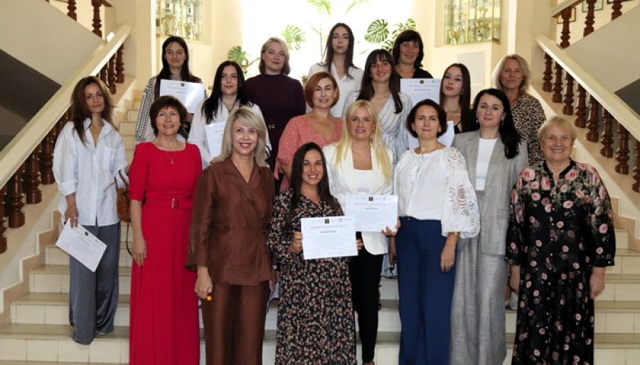 Церемонія випуску слухачів Міжнародного інституту вивчення травми
