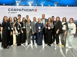 Cаміт C8 — Карпатської вісімки