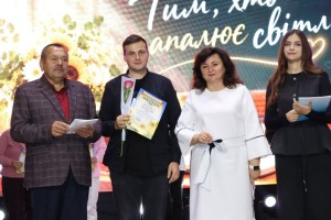 «Тим, хто запалює світло»: у ВДПУ відбулися урочистості до Дня працівників освіти