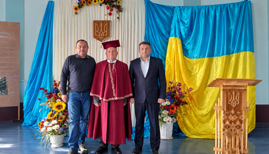 Вітаємо професора Григорія Івановича Денисика!